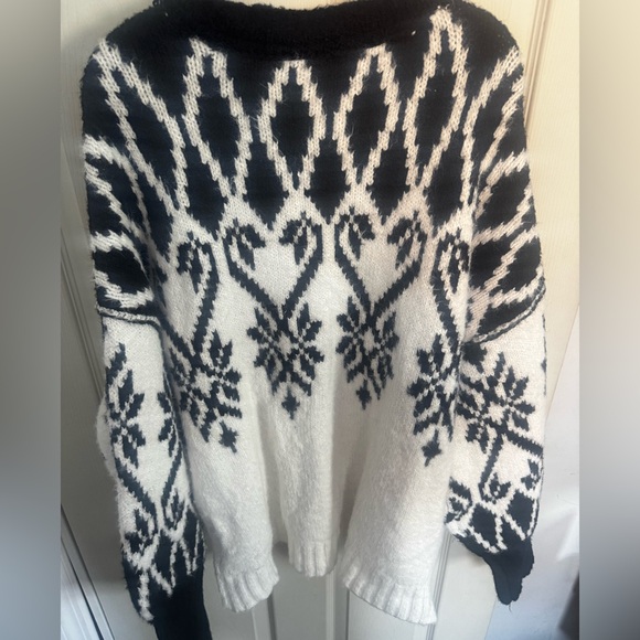 Free People Oversized Chunky Knit Fireside Tunic Sweater Ivory Black Medium - Picture 10 of 16